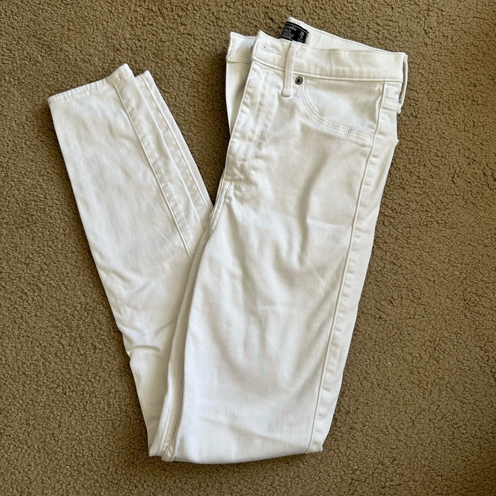 Abercrombie & Fitch Ultra High Rise White Jean Legging